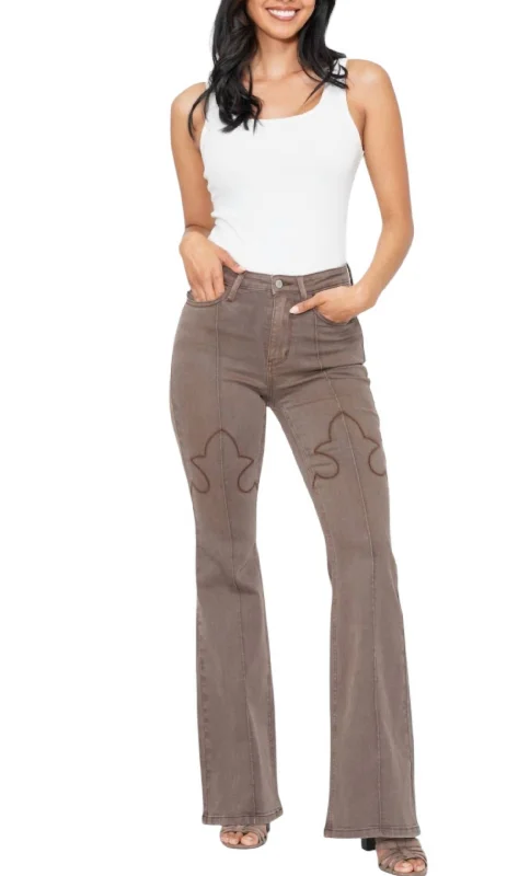 Detailed Flare Jeans In Brown